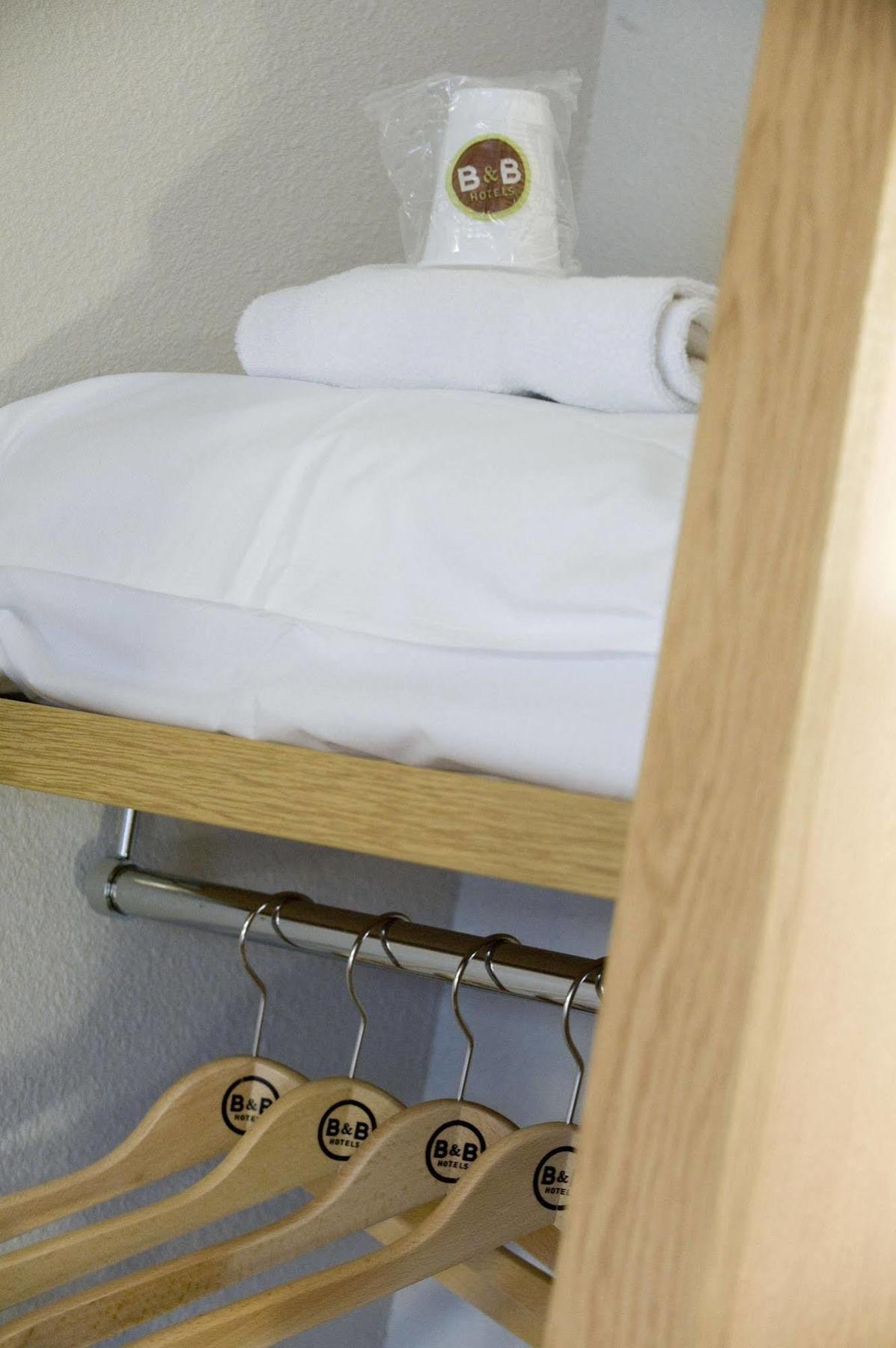 B&B Hotel Clermont-Ferrand Nord Riom Eksteriør billede